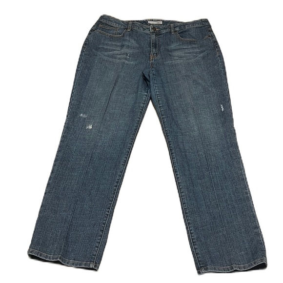 Chico’s Platinum, 76% Cotton, 5-Pocket, Distressed, Straight Leg Jeans, Size 3 - Picture 2 of 14